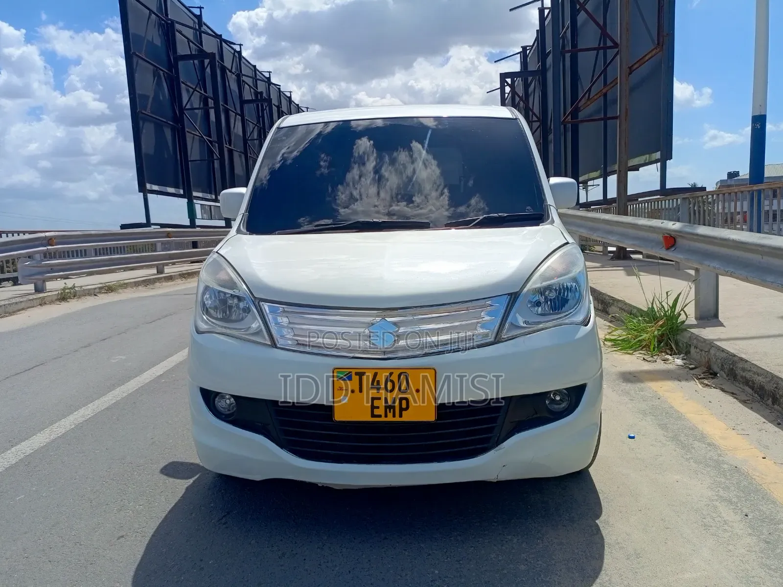 Suzuki Solio 2014 White