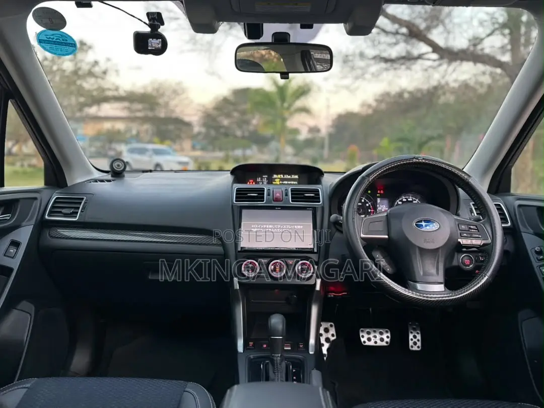 Subaru Forester 2015 Gray
