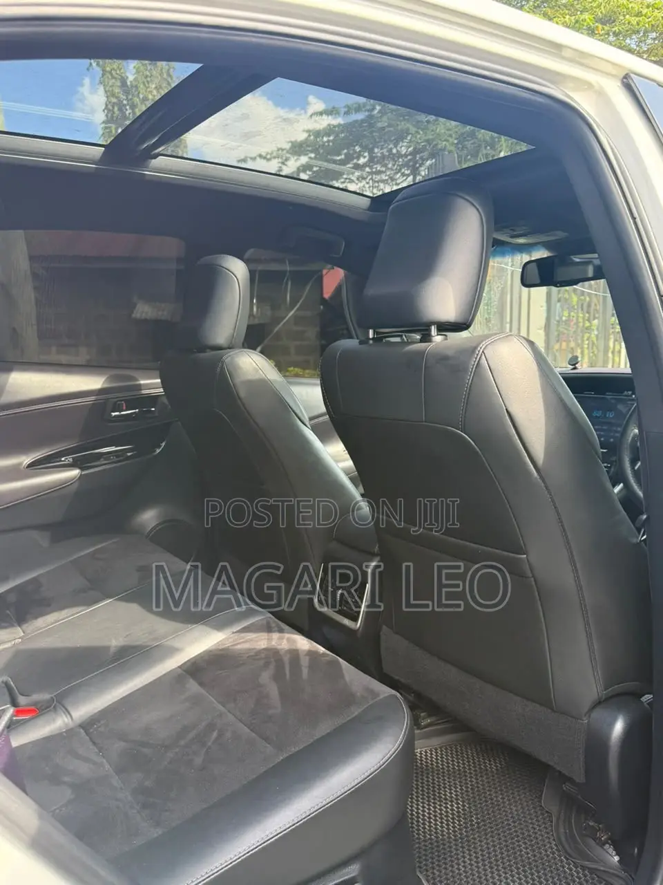 Toyota Harrier 2.0 2015 White