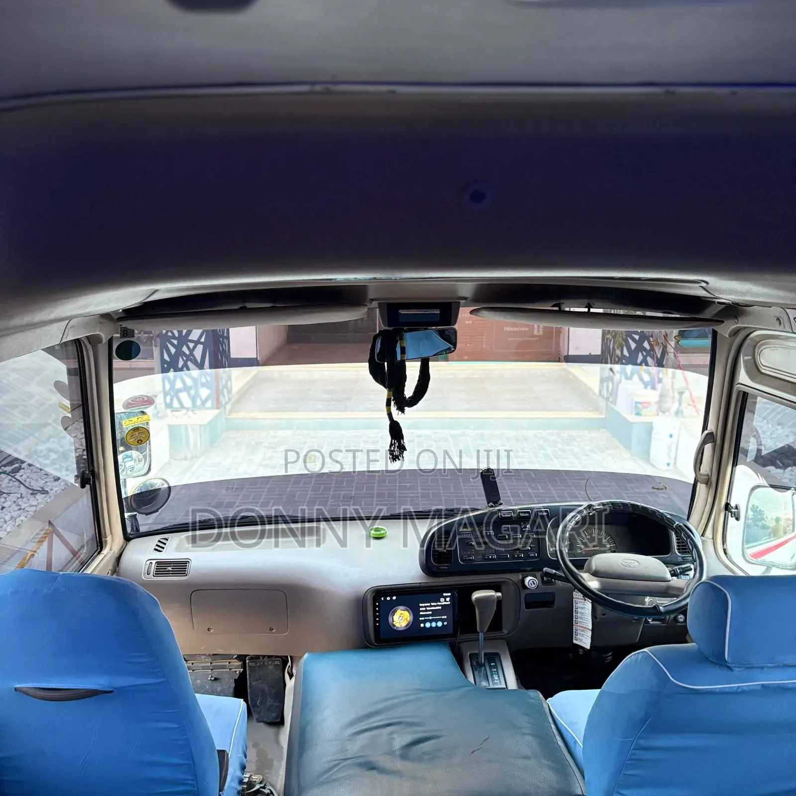 Toyota Coaster 2004 White