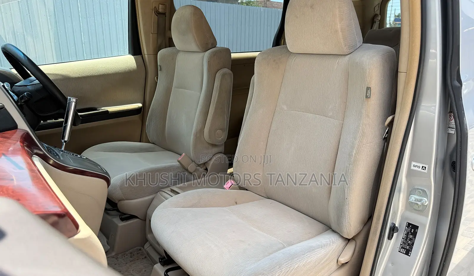 Toyota Alphard 2009 Silver