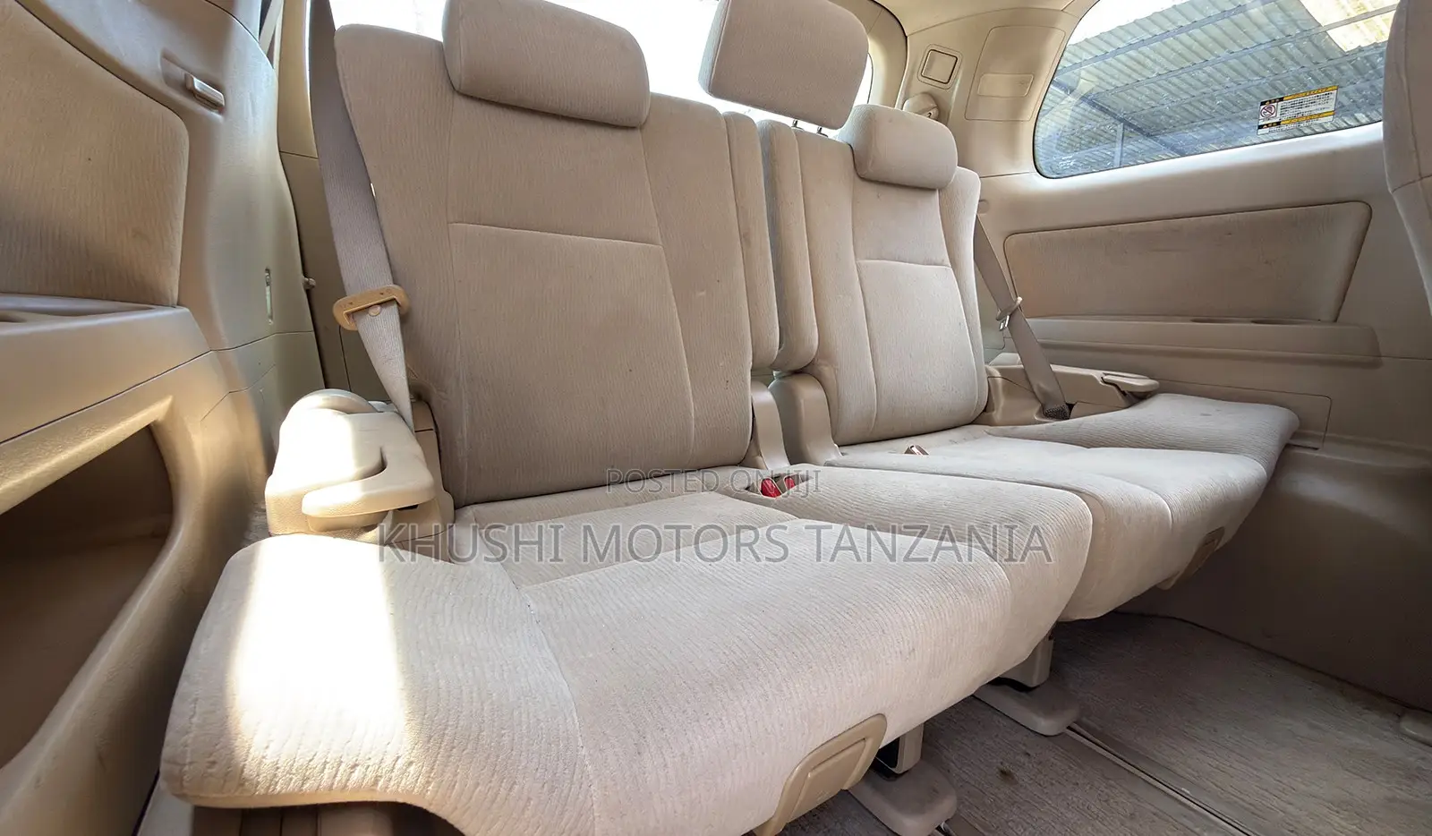 Toyota Alphard 2009 Silver