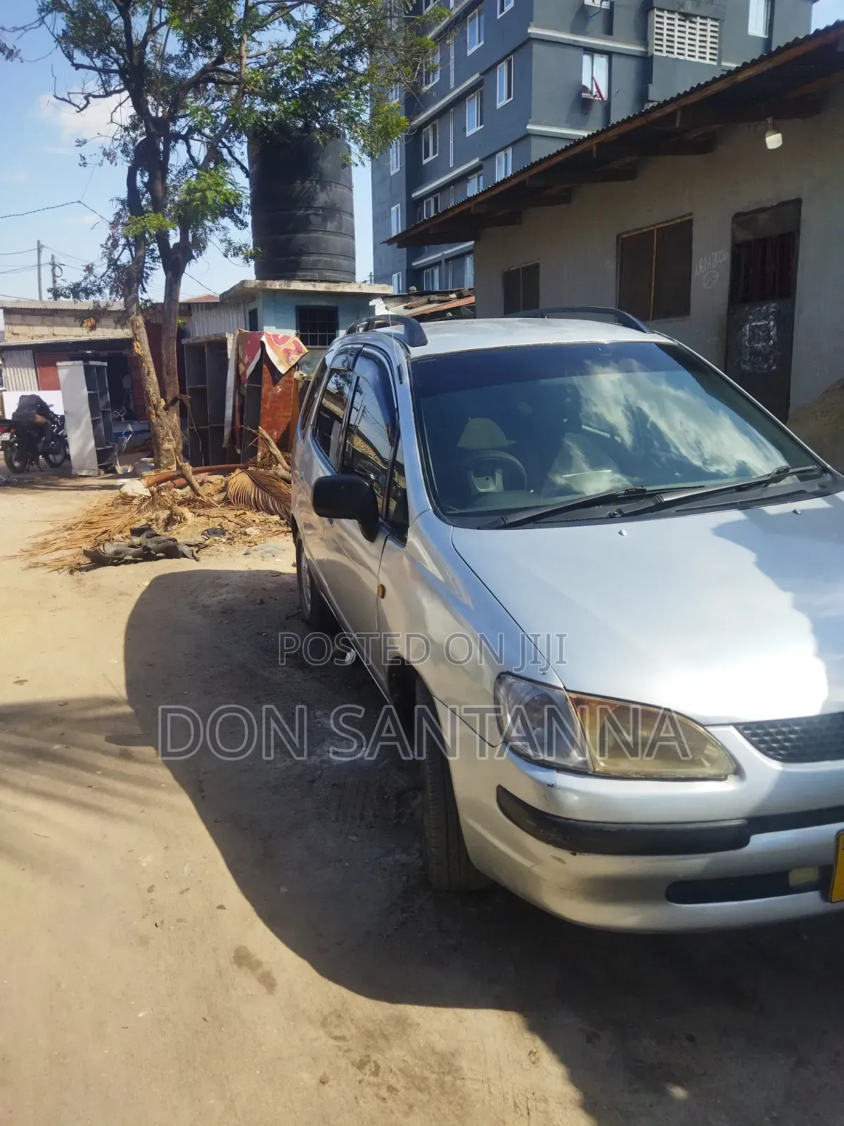 Toyota Corolla Spacio 2000 Silver