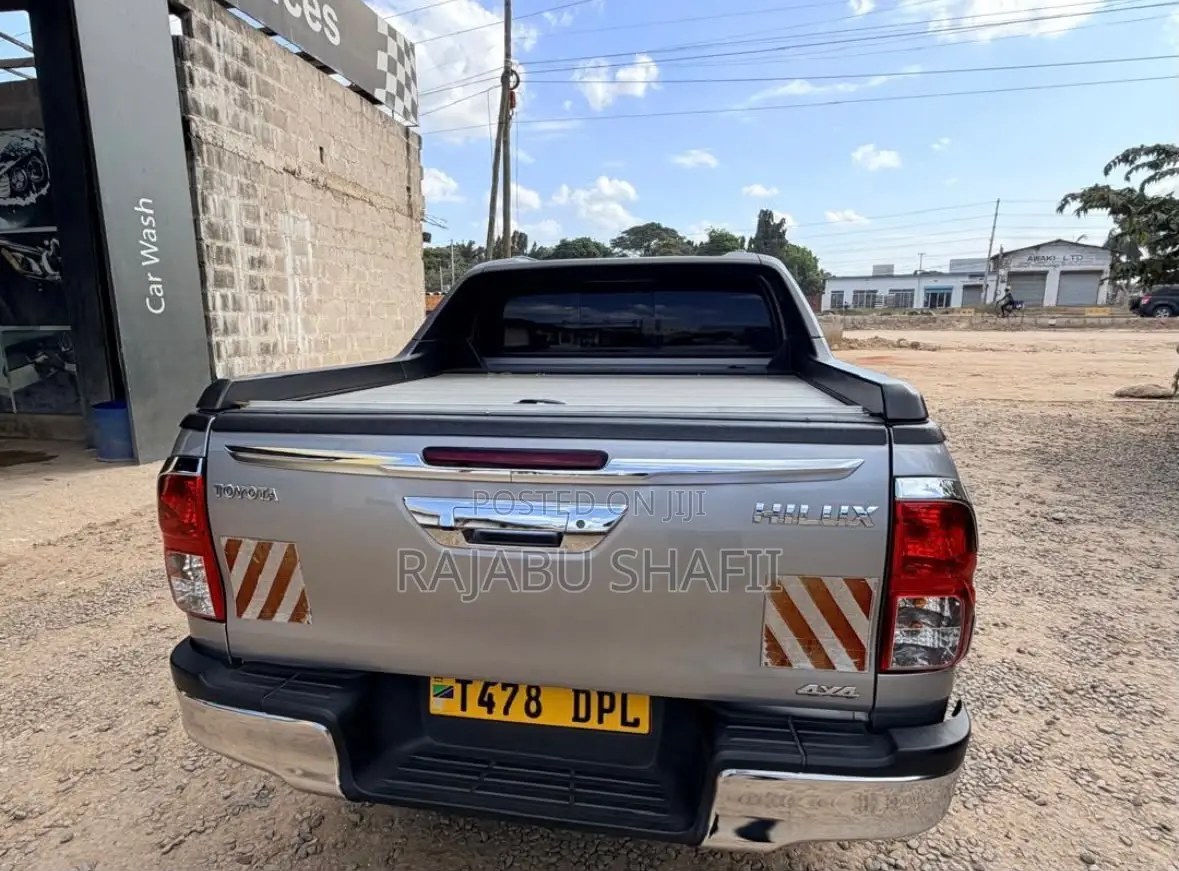 Toyota Hilux Revo Single Cab Deisel 2.8 AWD 2021 Silver