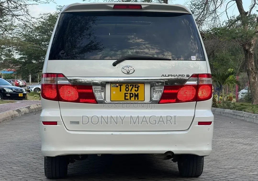 Toyota Alphard 2008 White