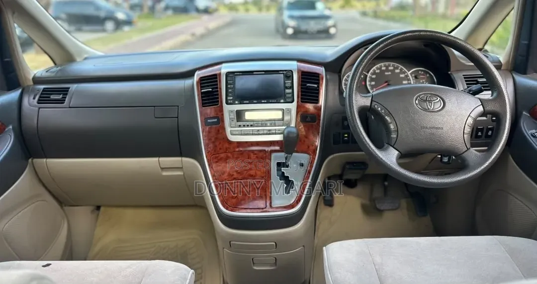 Toyota Alphard 2008 White