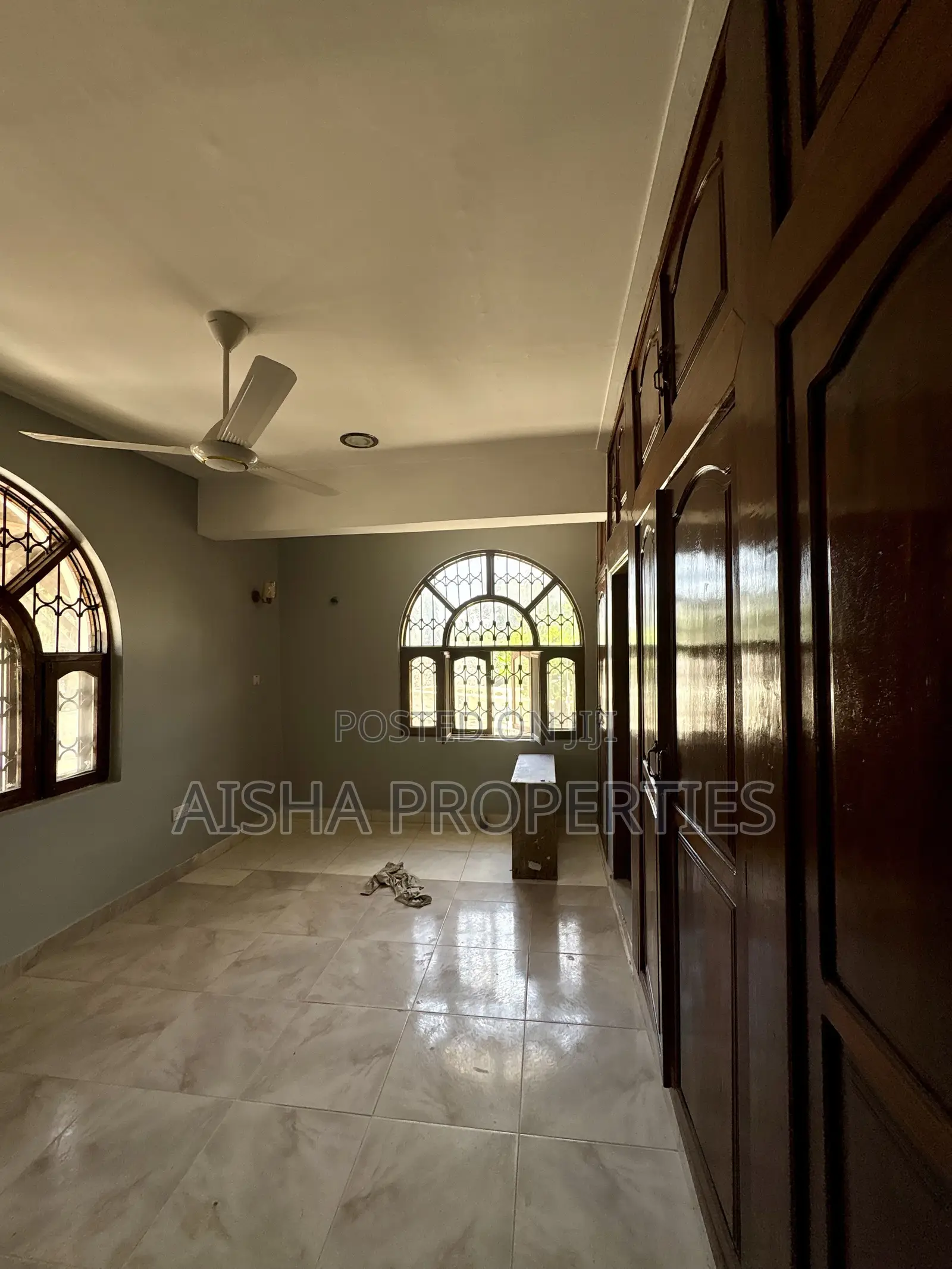 3bdrm Apartment in Mikocheni for rent