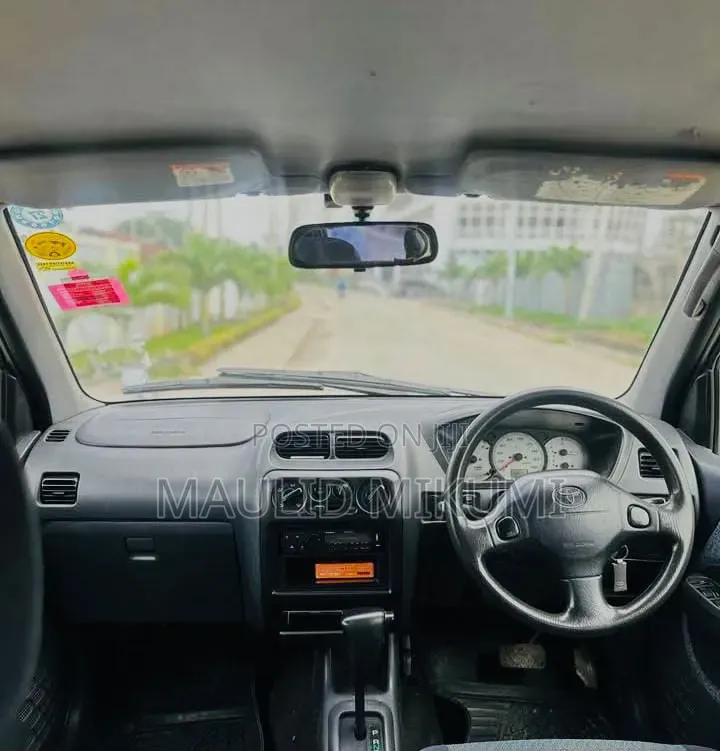 Toyota Cami 2001 Silver