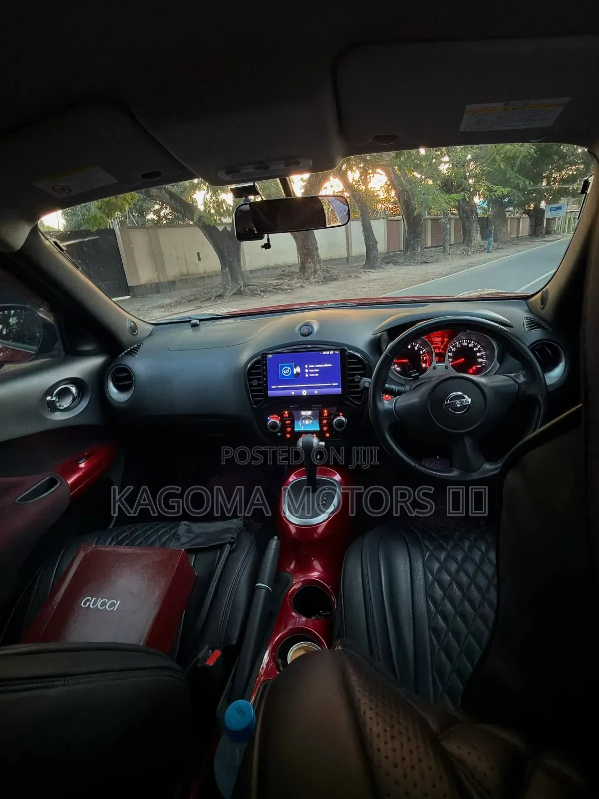Nissan Juke 2011 Maroon
