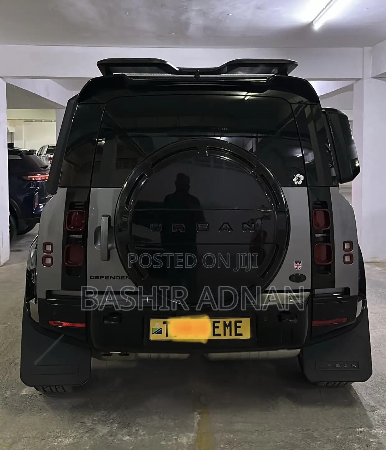 Land Rover Defender 2025 Gray