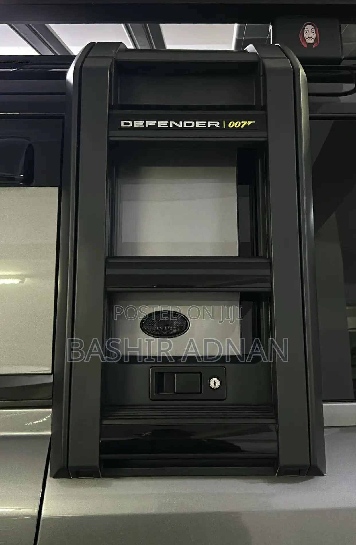 Land Rover Defender 2025 Gray