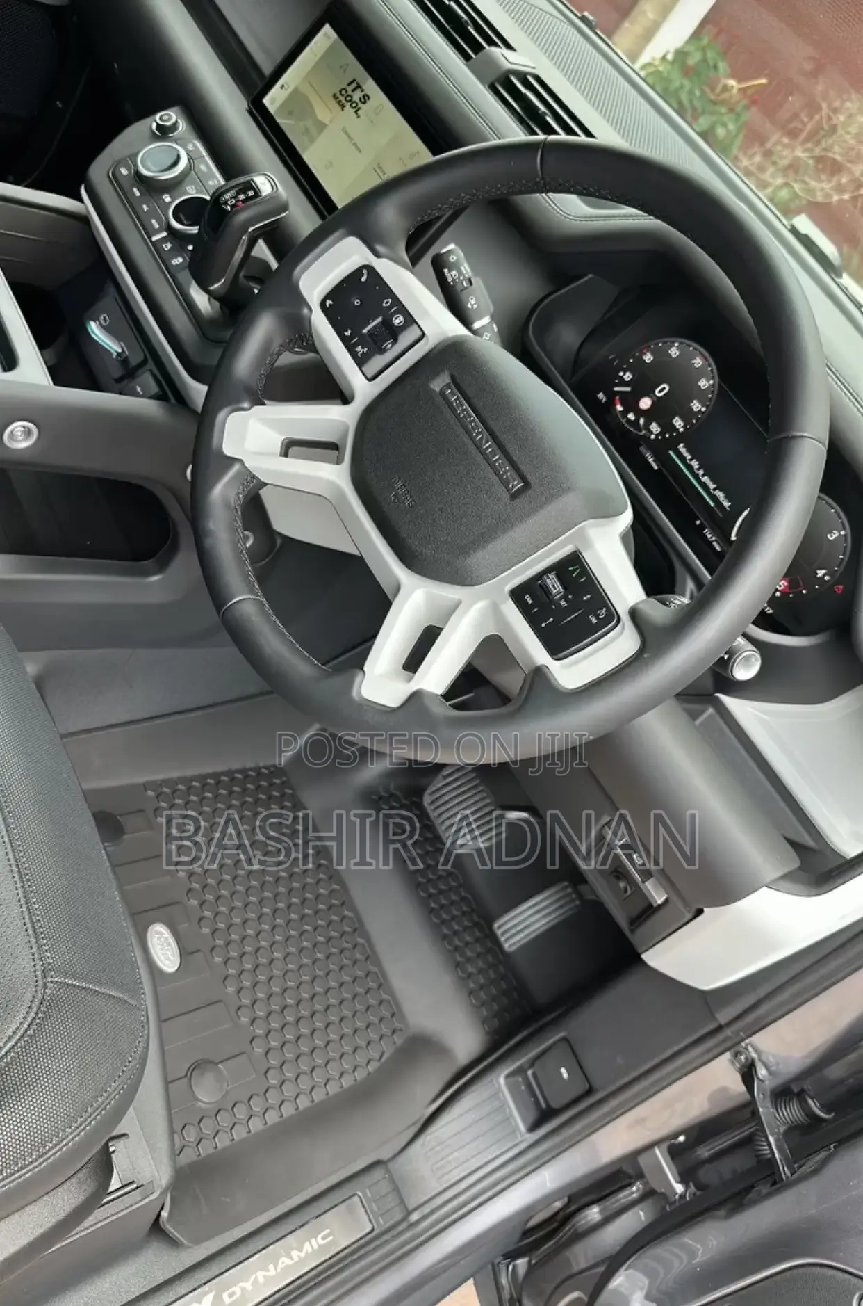 Land Rover Defender 2025 Gray