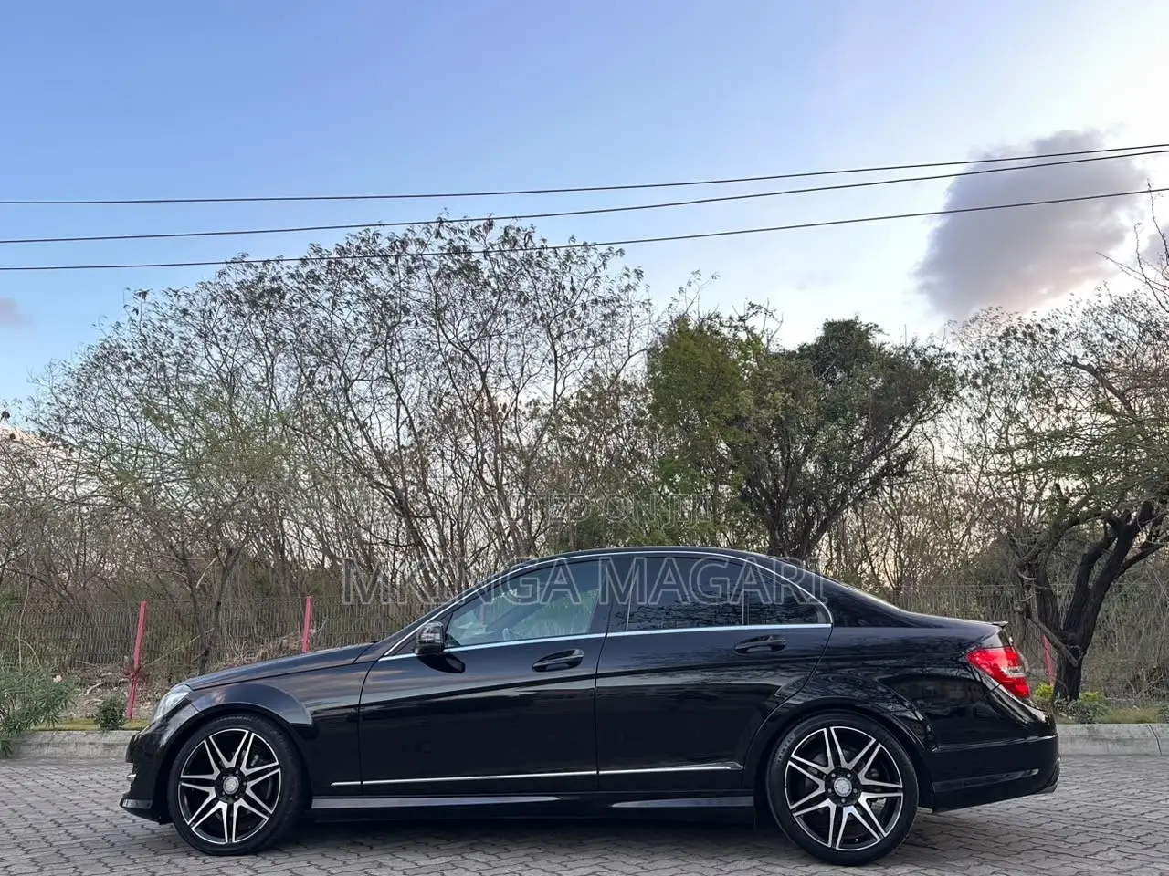 Mercedes-Benz C200 2013 Black