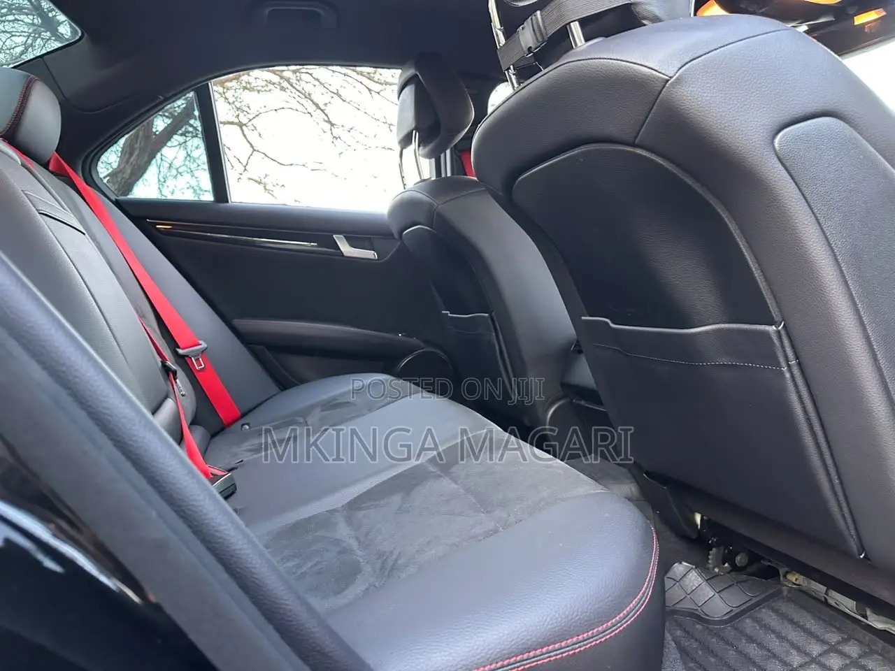 Mercedes-Benz C200 2013 Black