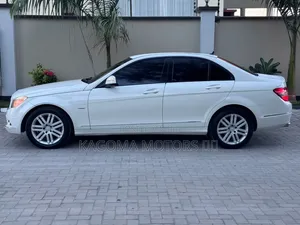 Mercedes-Benz C-Class 2009 White