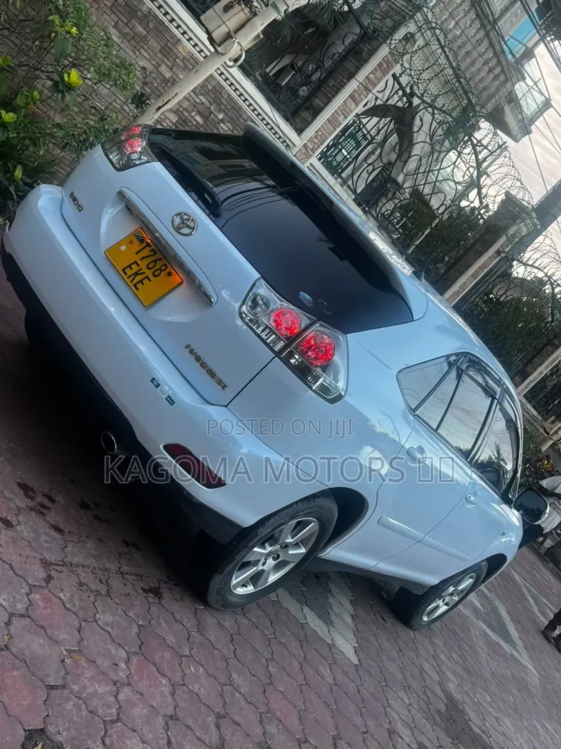 Toyota Harrier 2010 White