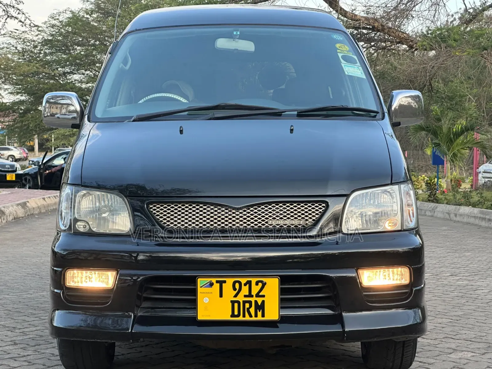 Toyota Noah 2001 Black