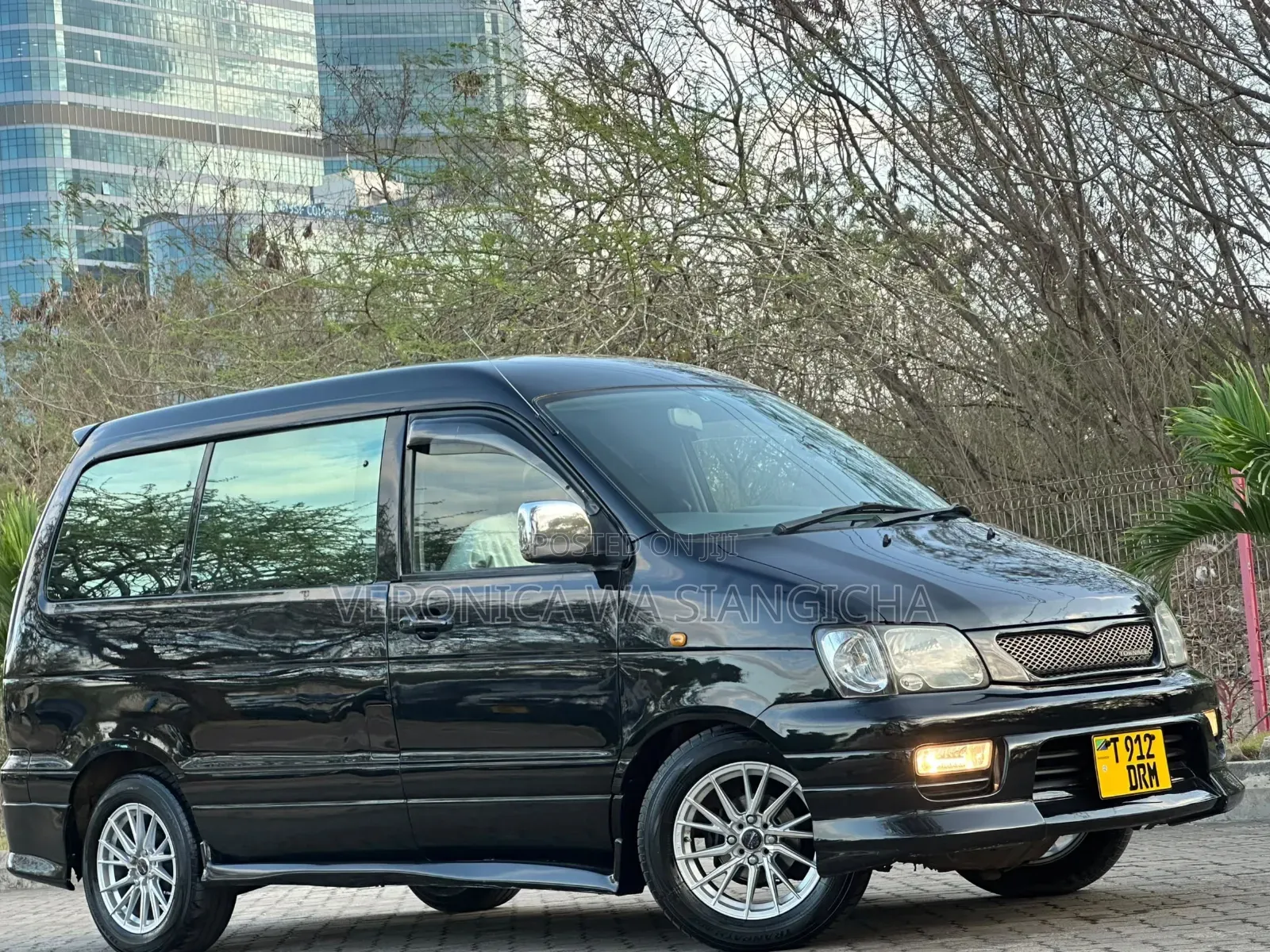 Toyota Noah 2001 Black
