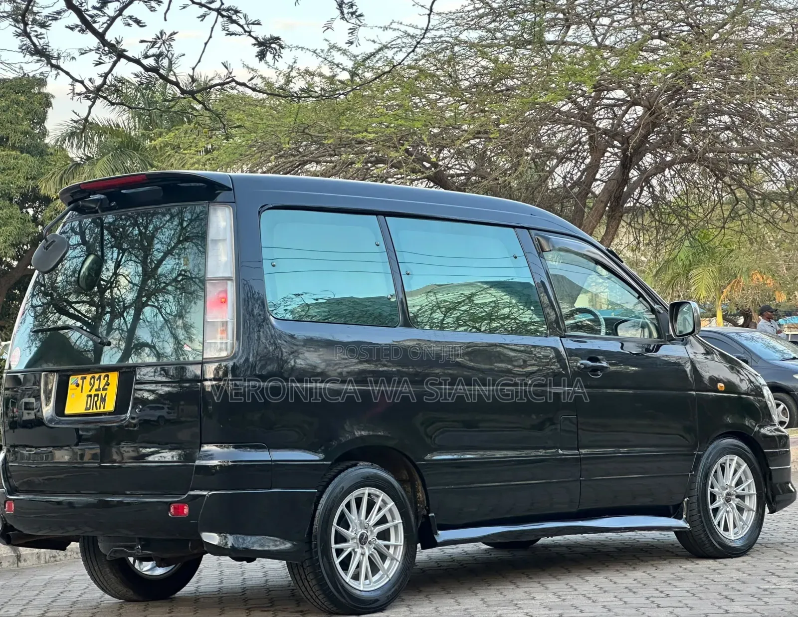 Toyota Noah 2001 Black