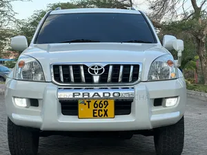 Toyota Land Cruiser Prado 2006 White