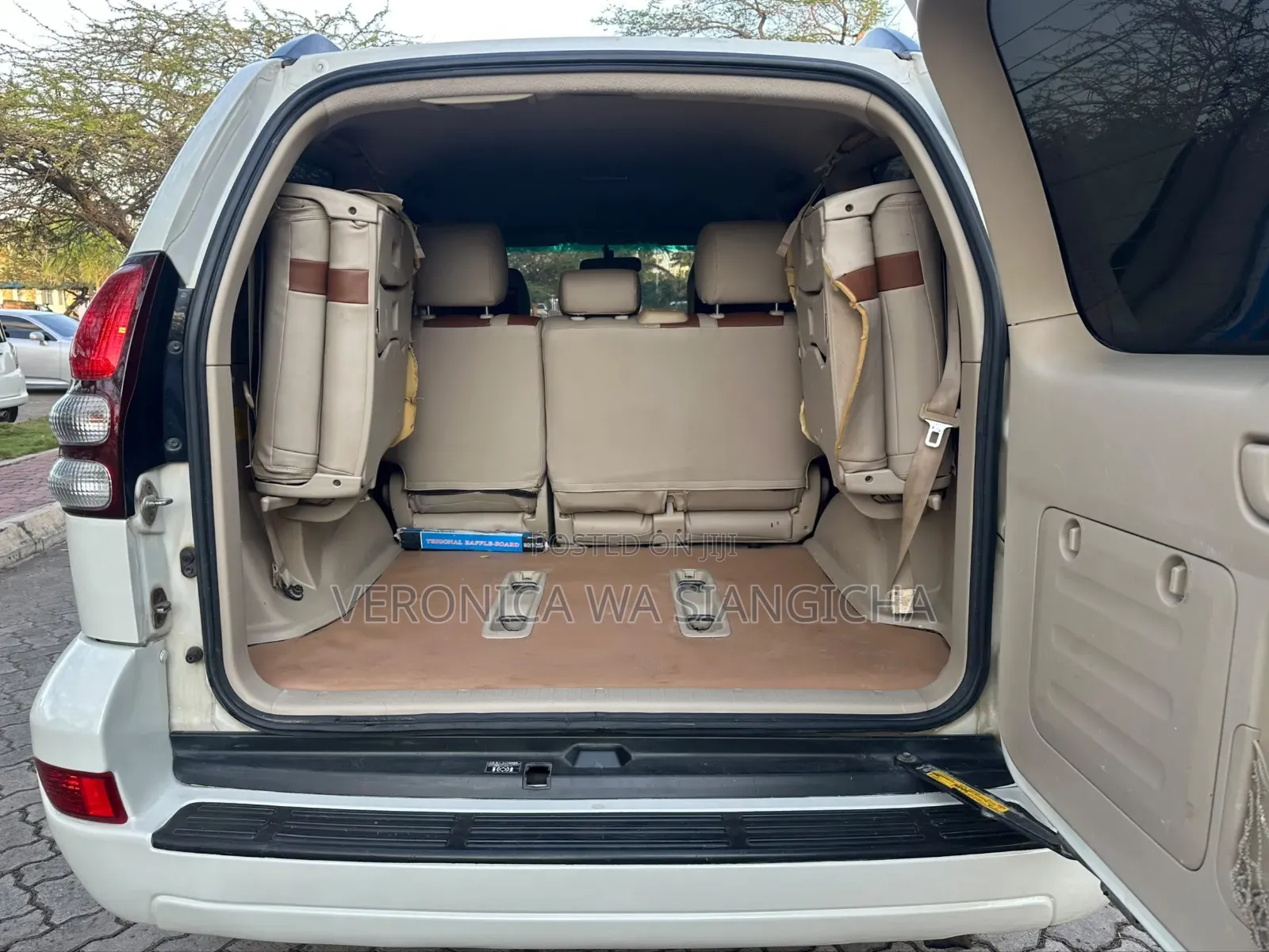 Toyota Land Cruiser Prado 2006 White