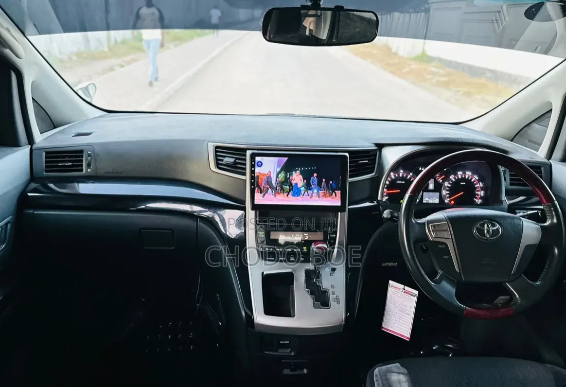 Toyota Alphard 2009 Pearl