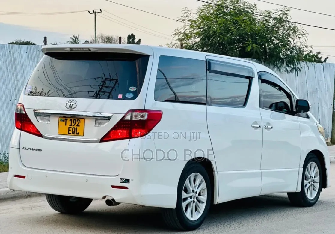 Toyota Alphard 2009 Pearl