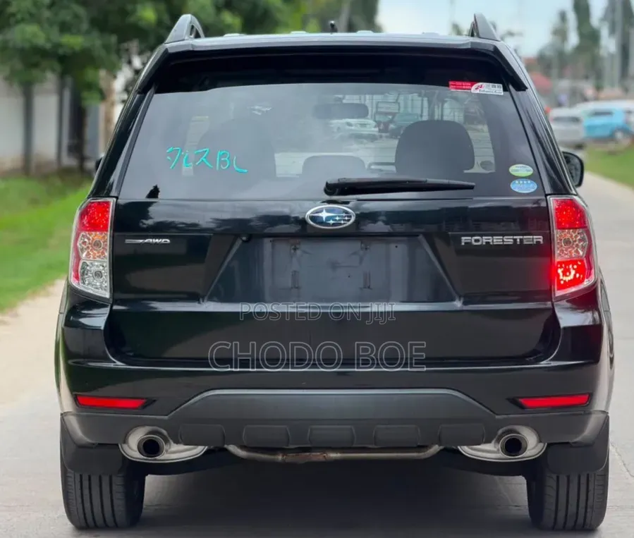 Subaru Forester 2011 Black