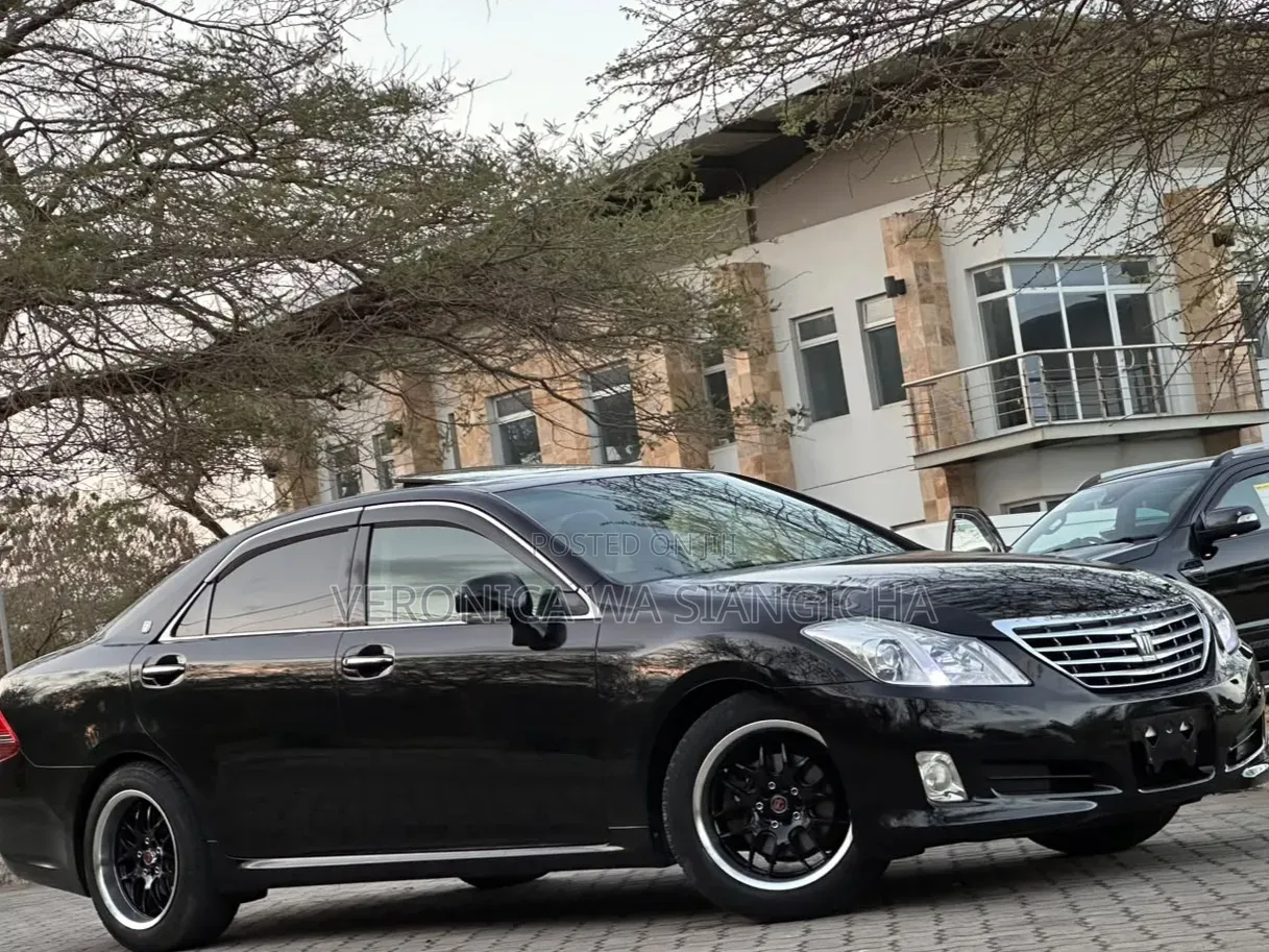 Toyota Crown 2008 Black