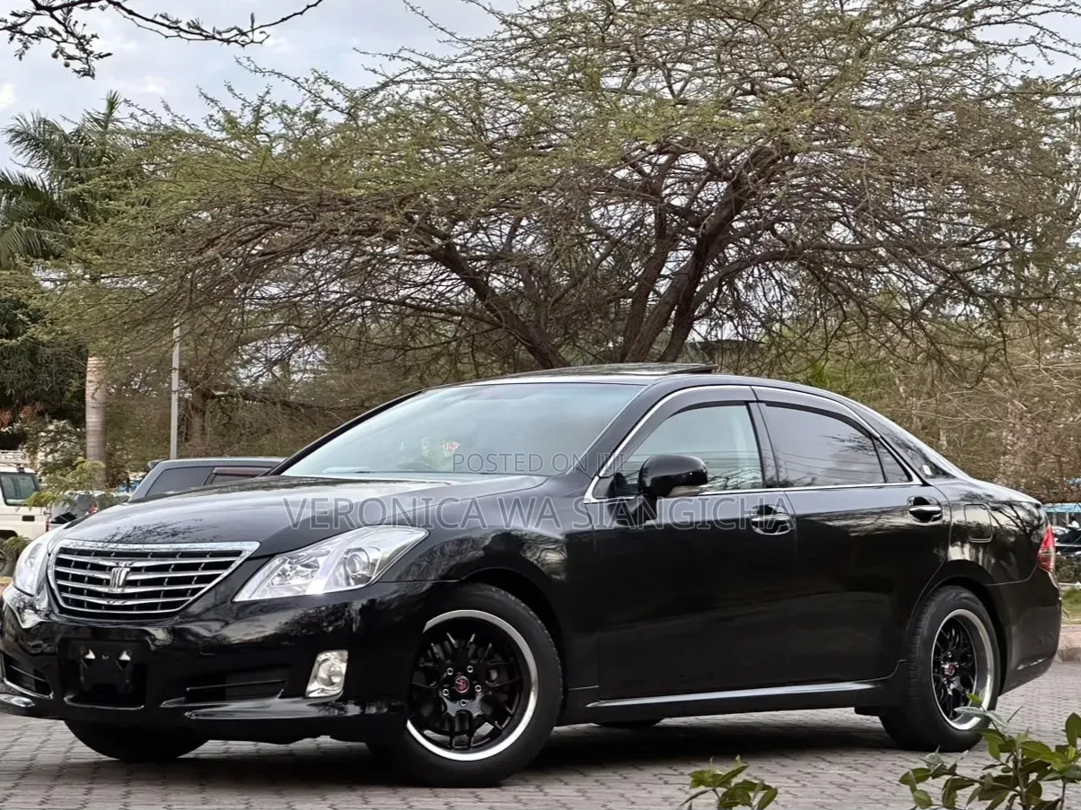 Toyota Crown 2008 Black