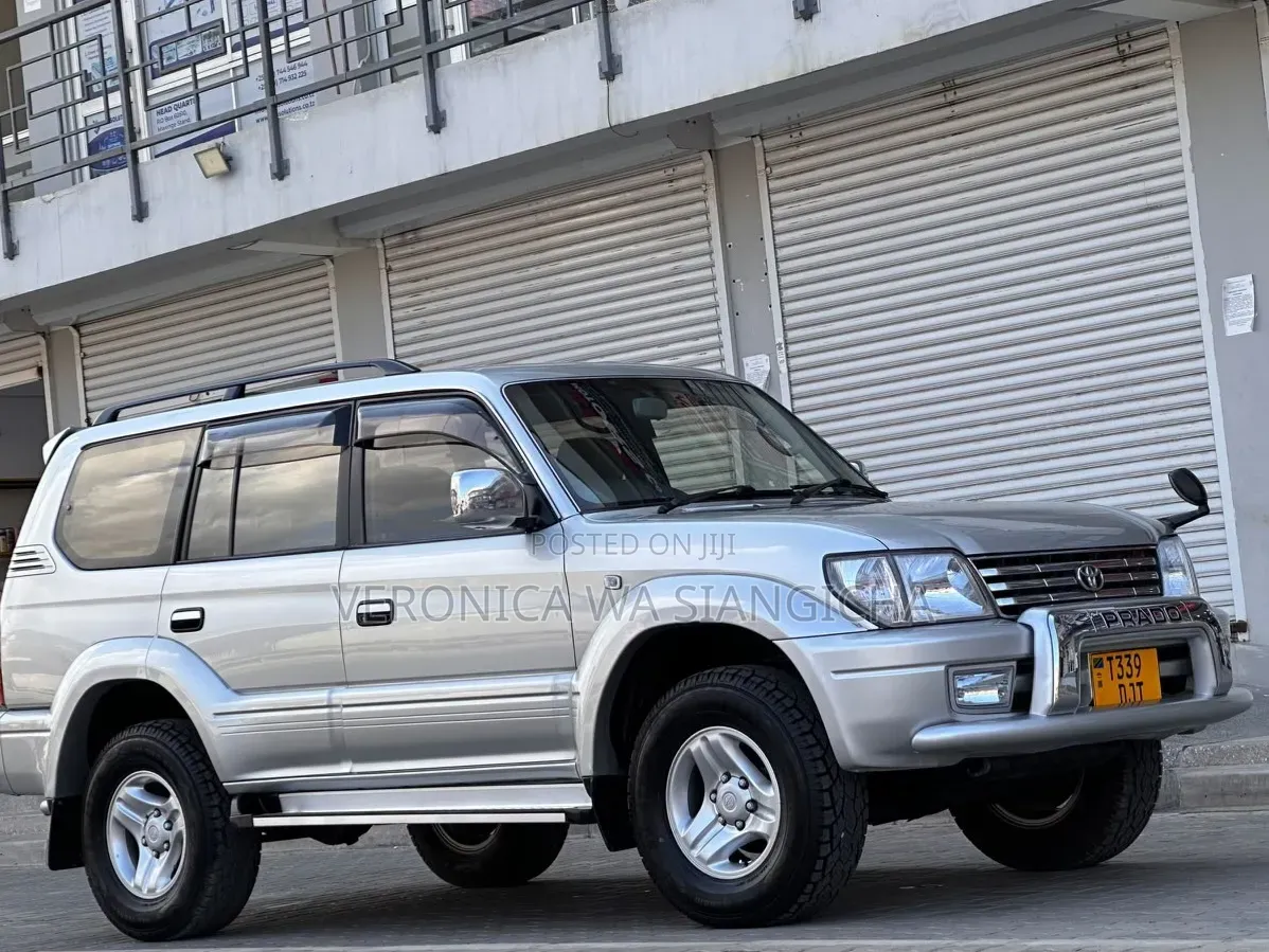 Toyota Land Cruiser Prado 2000 Silver