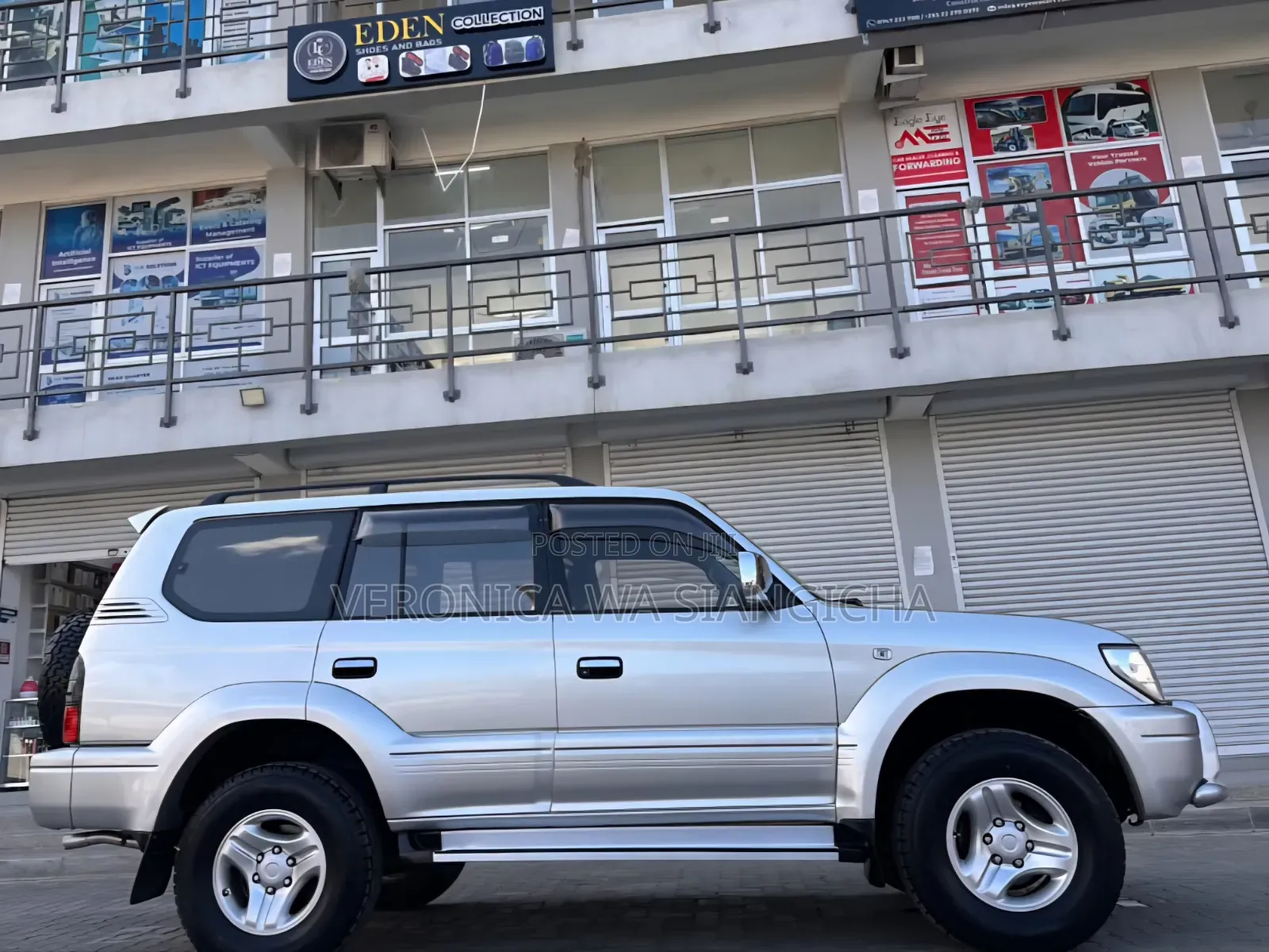 Toyota Land Cruiser Prado 2000 Silver