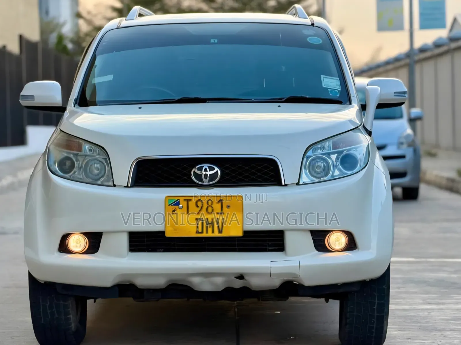 Toyota Rush 2006 White