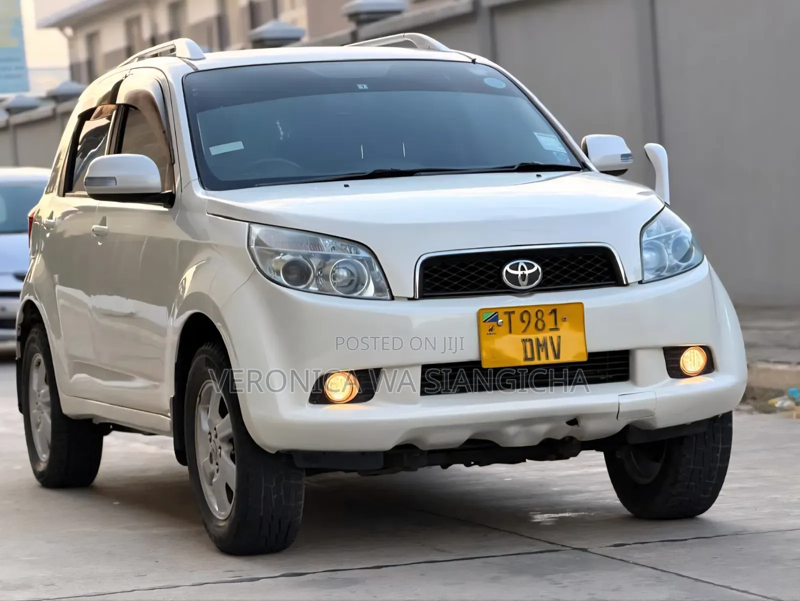 Toyota Rush 2006 White
