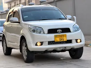 Toyota Rush 2006 White