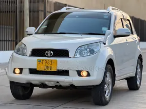 Toyota Rush 2006 White