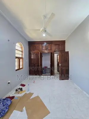 3bdrm House in Mikocheni for rent