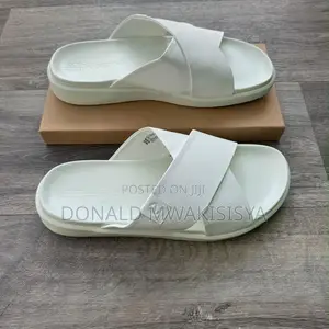 Ecco Cross Strap Slides