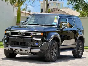 Toyota Land Cruiser Prado 2024 Black