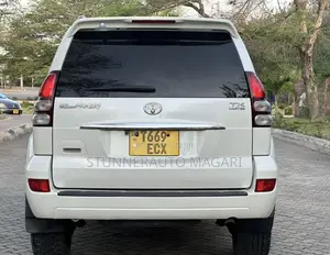 Toyota Land Cruiser Prado 2007 Pearl