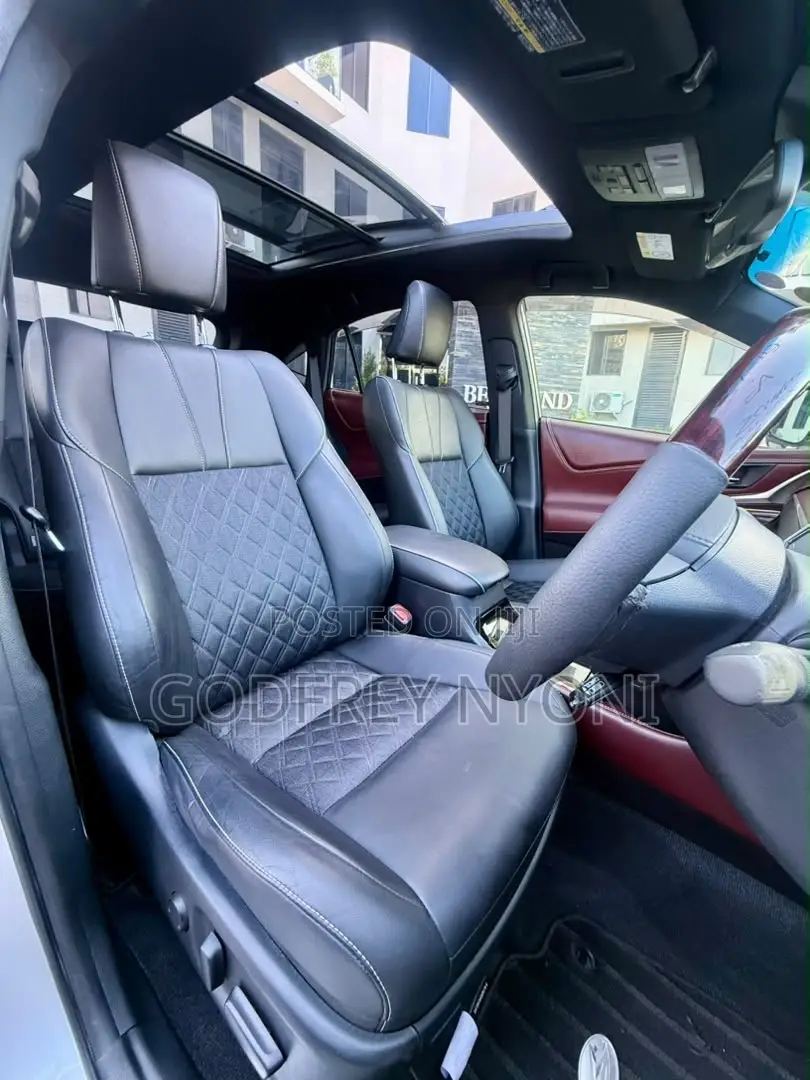 Toyota Harrier 2015 Silver