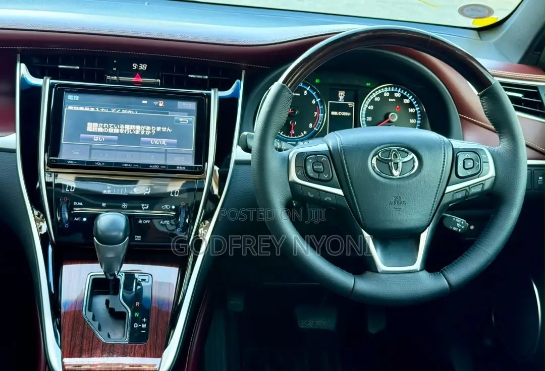 Toyota Harrier 2015 Silver