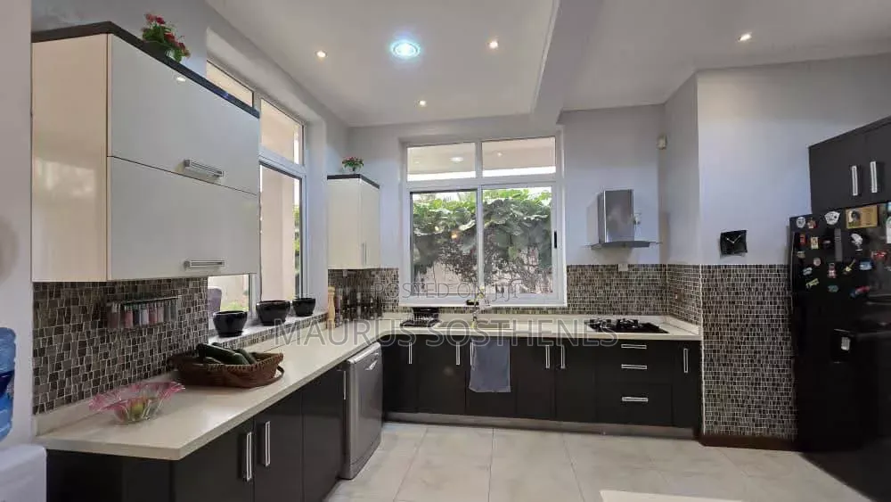 4bdrm House in Mikocheni B for sale