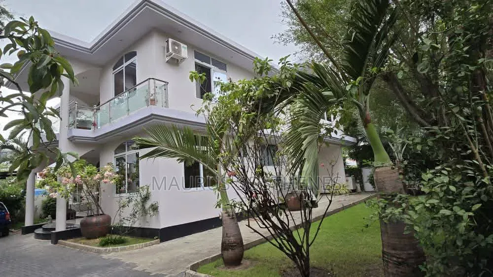 4bdrm House in Mikocheni B for sale