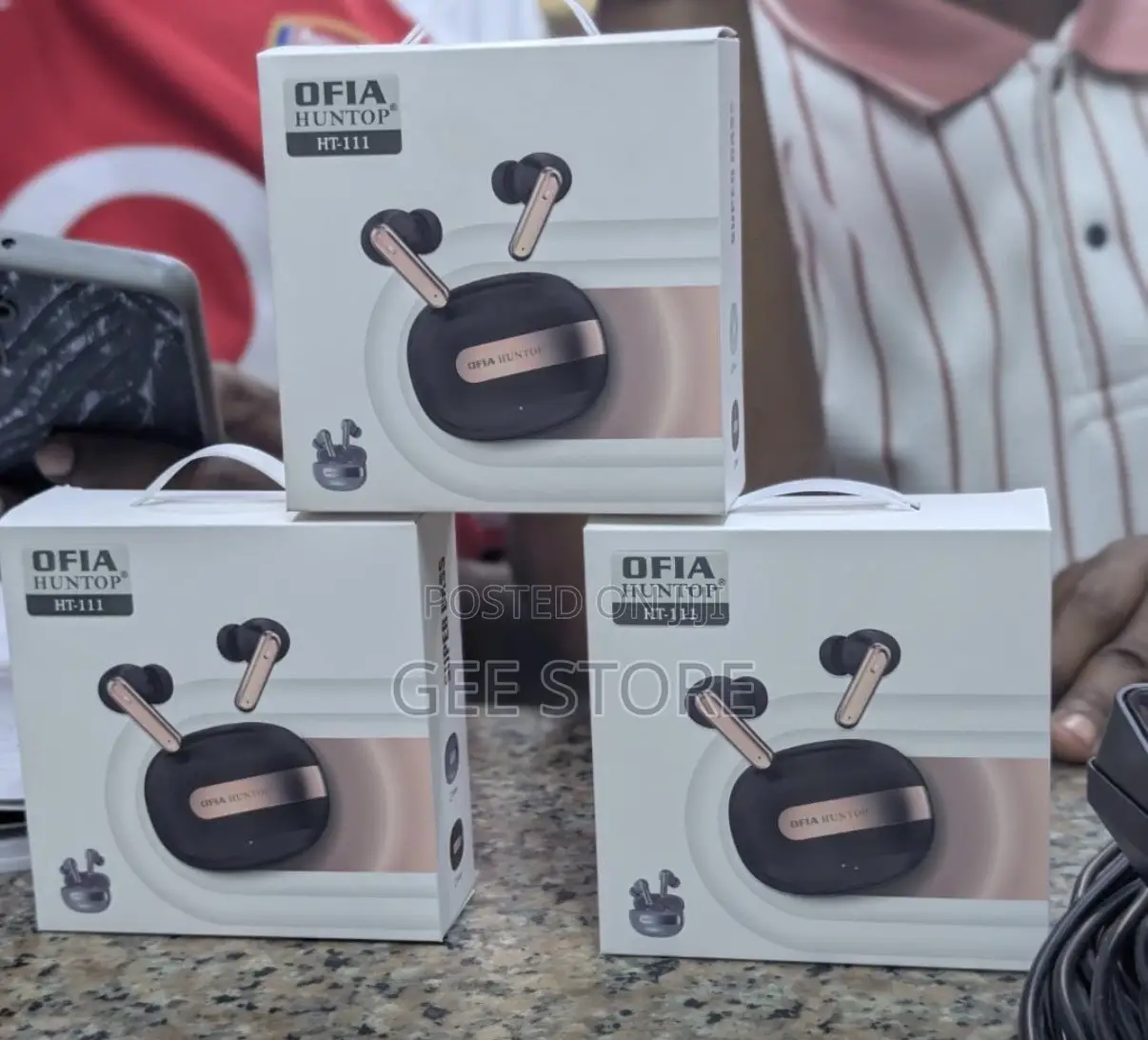 Ofia Huntop HT-111 True Wireless Earbuds