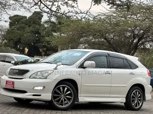 Toyota Harrier 2007 White