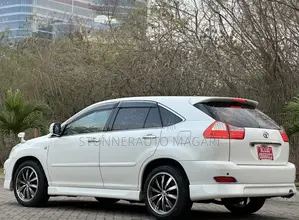 Toyota Harrier 2007 White