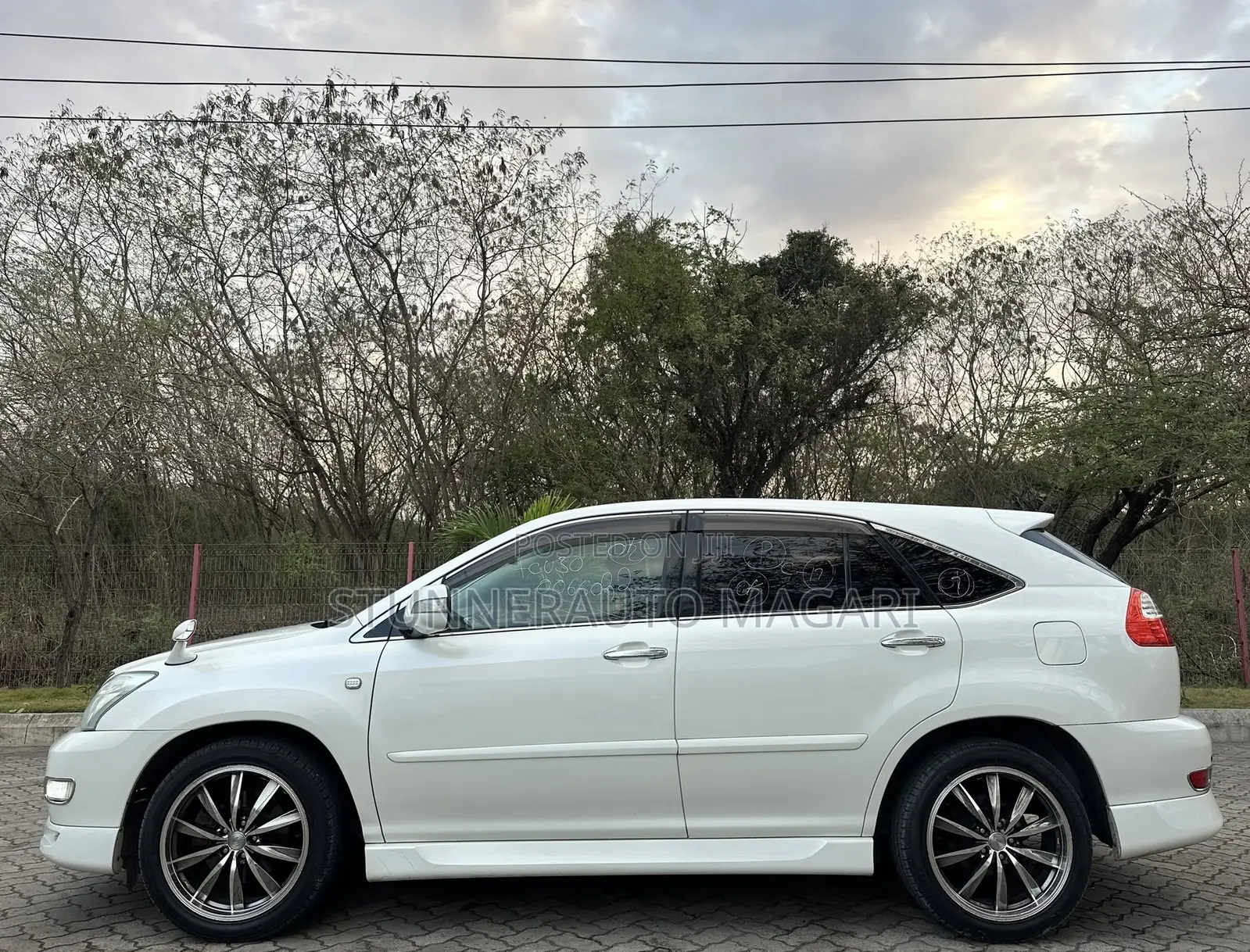 Toyota Harrier 2007 White