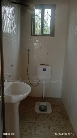 3bdrm Mansion in Zinga for sale