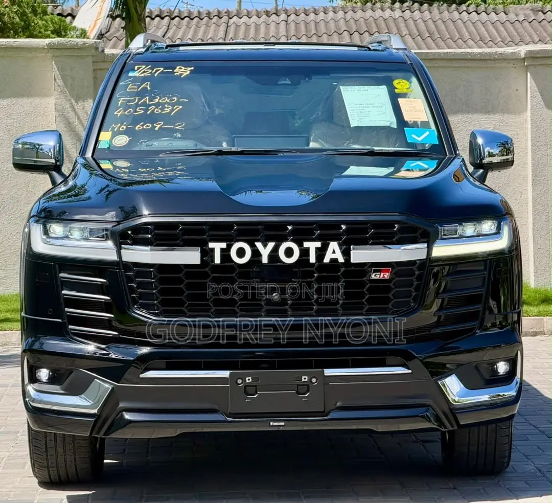 Toyota Land Cruiser 2024 Black